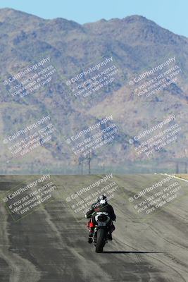 media/Mar-25-2024-Moto Forza (Mon) [[8d4319bd68]]/3-Intermediate Group/Session 2 (Turns 9 and 10)/